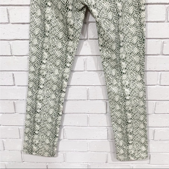 AG Jeans Mari snake-print high-rise straight-leg jeans - Picture 5 of 6